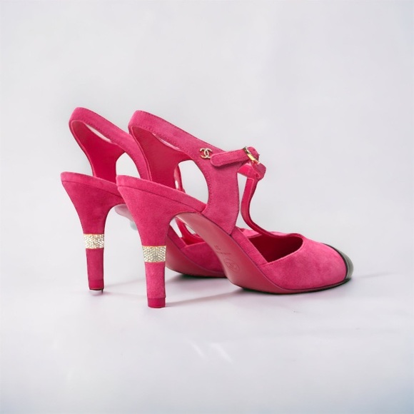👠 🆕 Chanel Suede calfskin, Lambskin & Strass Cap Toe Crystal Slingback Pumps - Picture 2 of 6
